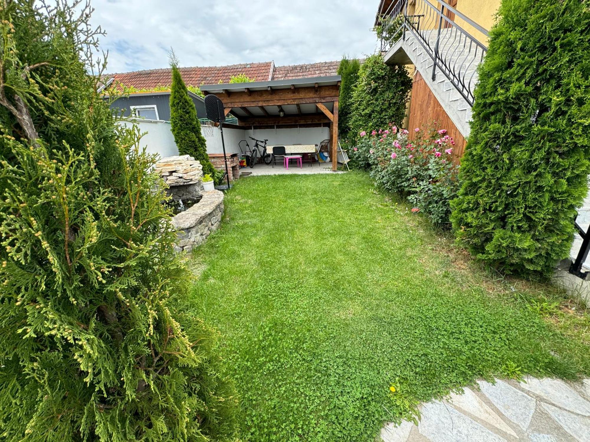 Готель Casa Smarald Turda Noua Екстер'єр фото